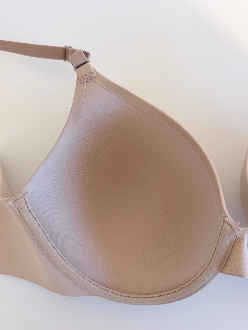 Soma Vanishing Back Full Coverage Bra | 36C | Nude Beige | NWOT